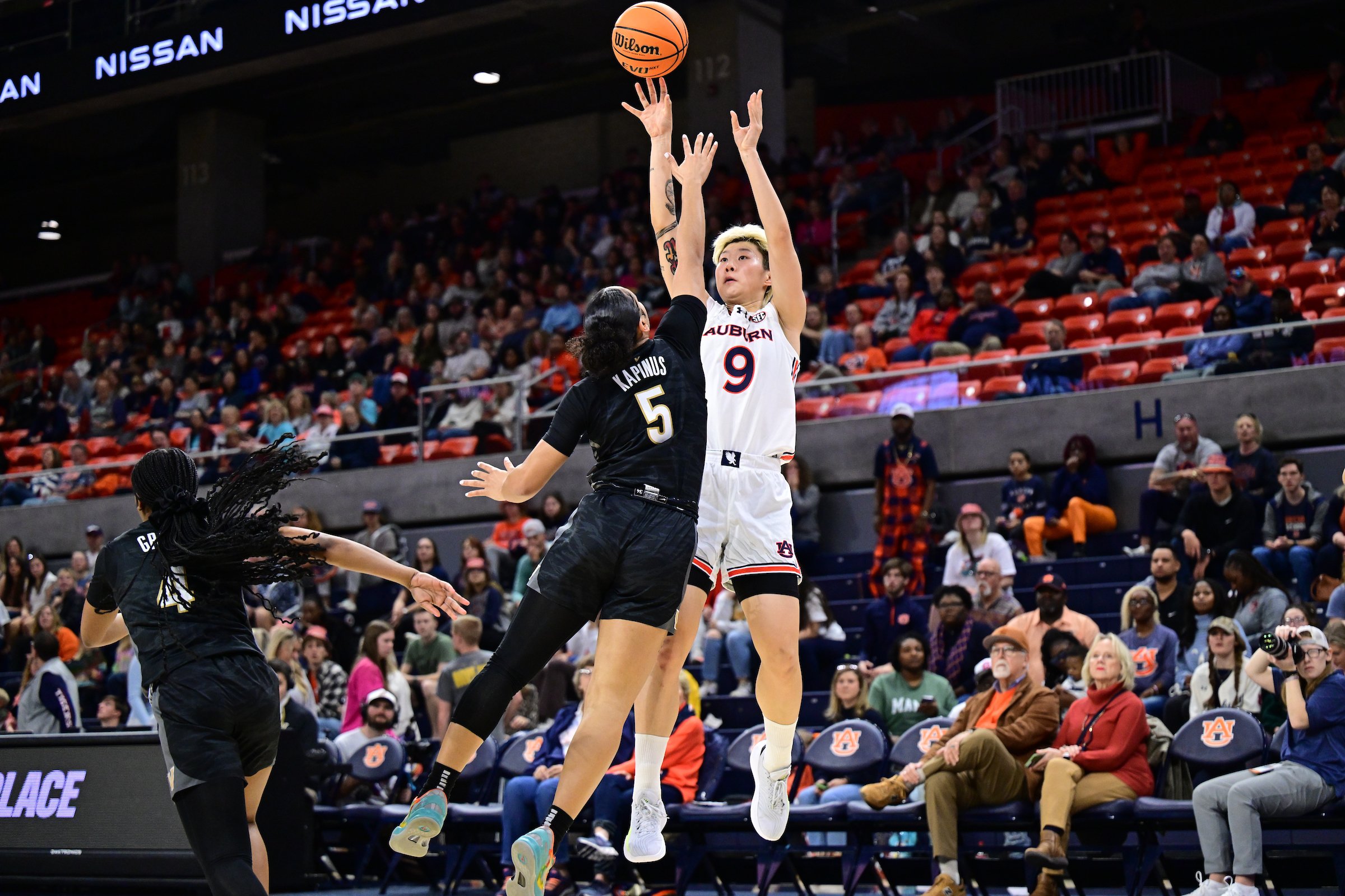  征戰(zhàn)NCAA！鄧雨婷：不太喜歡被稱為“李夢(mèng)接班人” 未來想進(jìn)WNBA