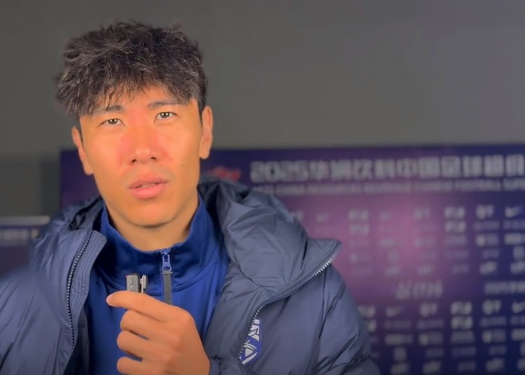  劉奕鳴：今年新援很多還需要磨合期，保持狀態(tài)相信下一場能拿下
