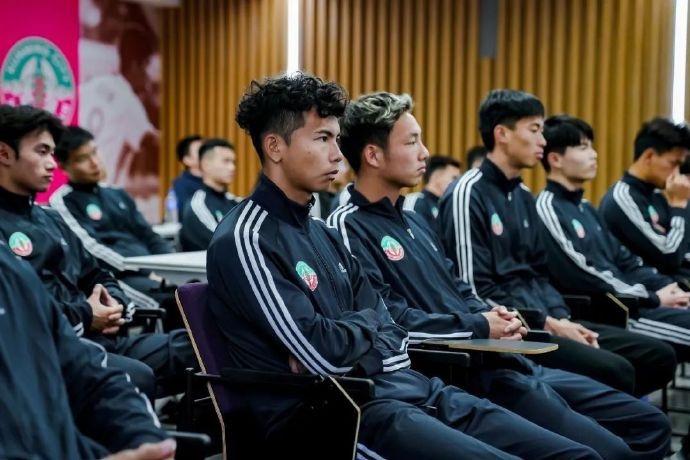  出征中乙！昆明城星足球俱樂部11日舉行新賽季見面會暨出征儀式