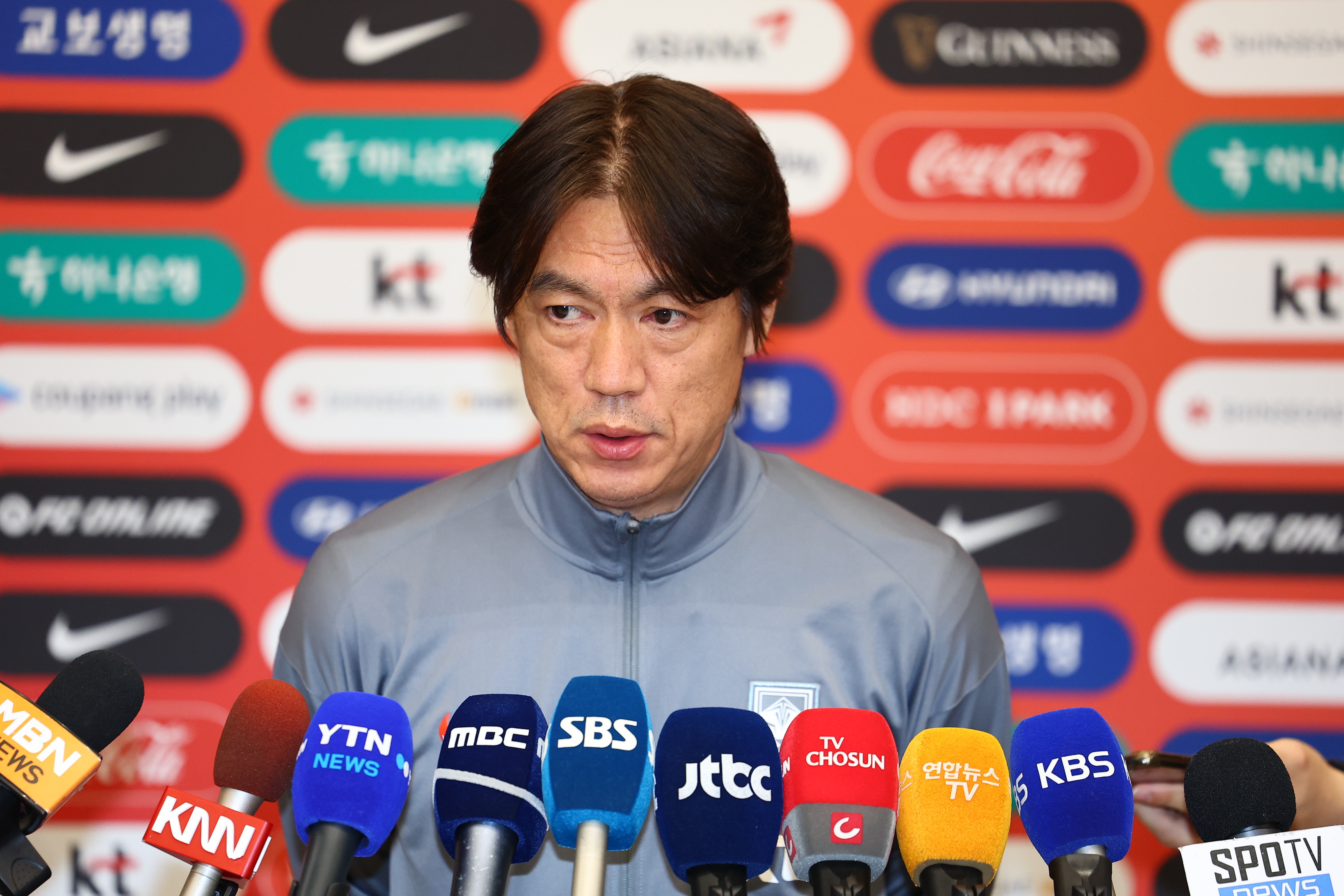 洪明甫不滿：金玟哉對國家隊也重要，拜仁缺乏對球員的保護