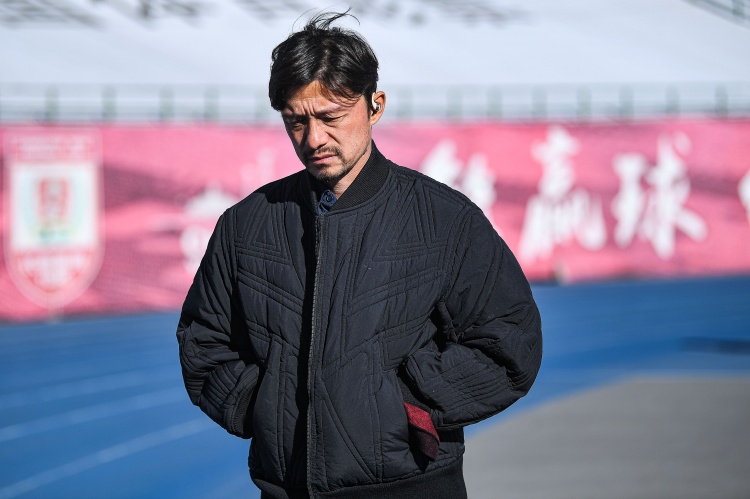  兩隊(duì)均三連敗開局！足球報(bào)談亞泰vs三鎮(zhèn)：亞泰力爭(zhēng)打好第一個(gè)主場(chǎng)